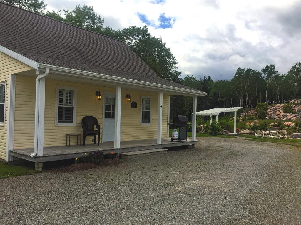 Lantern Hill & Hollow Ingonish Exterior foto