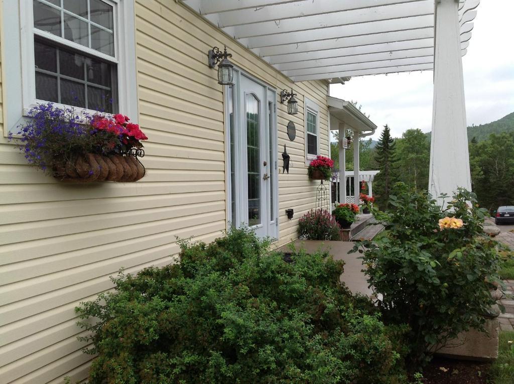 Lantern Hill & Hollow Ingonish Exterior foto
